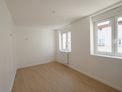APPARTEMENT T3 A LOUER - ST ETIENNE CENTRE VILLE - 83 m2 - 760€ charges comprises par mois