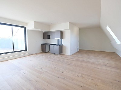 HYPER CENTRE T3 A LOUER - ST ETIENNE CENTRE VILLE - 90.91 m2 - 985 € charges comprises par mois