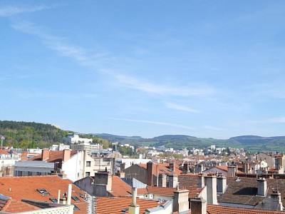 APPARTEMENT T3 A LOUER - ST ETIENNE CENTRE VILLE - 85.5 m2 - 1070 € charges comprises par mois