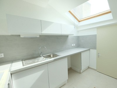 APPARTEMENT T3 A LOUER - ST ETIENNE CENTRE VILLE - 70.59 m2 - 579 € charges comprises par mois