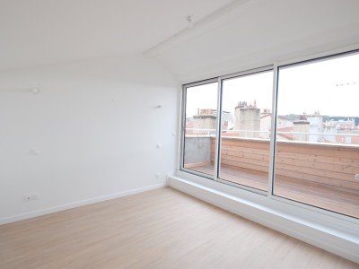 APPARTEMENT T3 A LOUER - ST ETIENNE CENTRE VILLE - 65 m2 - 720 € charges comprises par mois