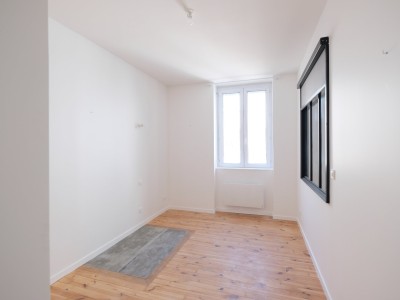 CENTRE-VILLE A LOUER - ST ETIENNE CENTRE VILLE - 74.19 m2 - 730€ charges comprises par mois