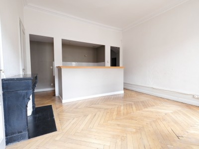 APPARTEMENT T3 A LOUER - ST ETIENNE CENTRE VILLE - 65.46 m2 - 570€ charges comprises par mois