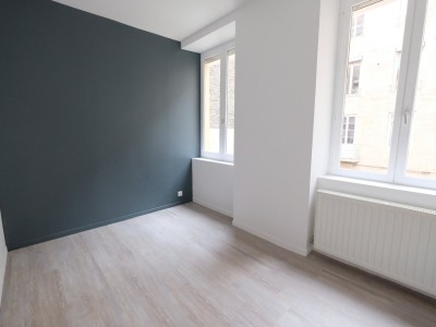 APPARTEMENT T3 A LOUER - ST ETIENNE CENTRE VILLE - 80.58 m2 - 760 € charges comprises par mois