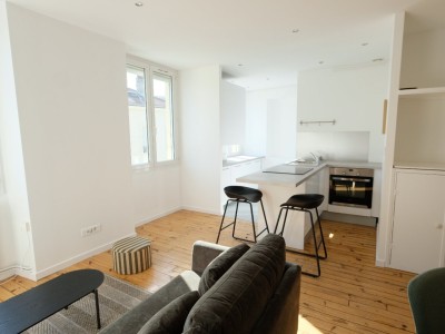 centre ville A LOUER - ST ETIENNE CENTRE VILLE - 61 m2 - 670€ charges comprises par mois