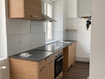 APPARTEMENT T3 A LOUER - ST ETIENNE CENTRE VILLE - 72.04 m2 - 585�&euro; charges comprises par mois