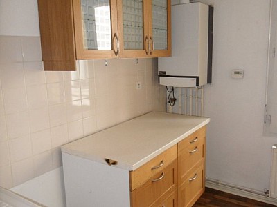 APPARTEMENT T3 A LOUER - ST ETIENNE CENTRE VILLE - 65.05 m2 - 495€ charges comprises par mois