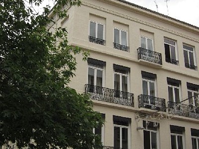 APPARTEMENT T3 A LOUER - ST ETIENNE CENTRE VILLE - 72 m2 - 650 &euro; charges comprises par mois