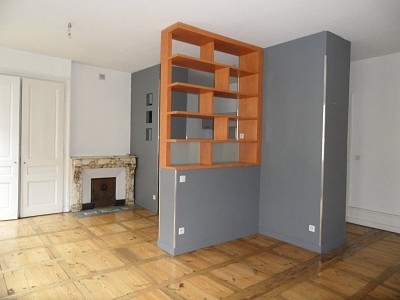 APPARTEMENT T3 A LOUER - ST ETIENNE CENTRE VILLE - 91,34 m2 - 640 € charges comprises par mois