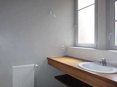 APPARTEMENT T3 A LOUER - ST ETIENNE CENTRE VILLE - 91,34 m2 - 640 € charges comprises par mois