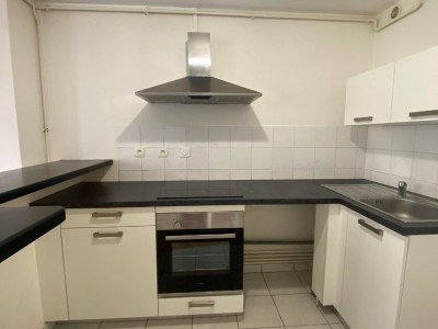 APPARTEMENT T3 A LOUER - ST ETIENNE CENTRE VILLE - 50,93 m2 - 540 € charges comprises par mois