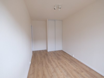 APPARTEMENT T3 A LOUER - ST ETIENNE FACULTE / CENTRE DEUX - 56 m2 - 670�&euro; charges comprises par mois