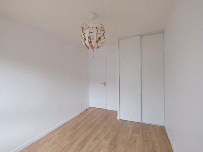 APPARTEMENT T3 A LOUER - ST ETIENNE FACULTE / CENTRE DEUX - 56 m2 - 670�&euro; charges comprises par mois