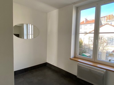 APPARTEMENT T3 A LOUER - ST ETIENNE FACULTE / CENTRE DEUX - 77 m2 - 500�&euro; charges comprises par mois