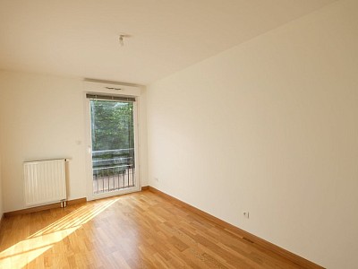 APPARTEMENT T3 A LOUER - ST ETIENNE FAURIEL - 79.88 m2 - 875€ charges comprises par mois