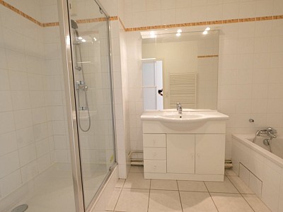 APPARTEMENT T3 A LOUER - ST ETIENNE FAURIEL - 79.88 m2 - 875€ charges comprises par mois