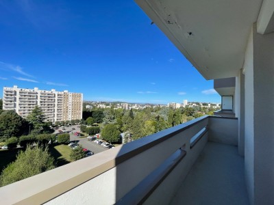 APPARTEMENT T3 A LOUER - ST ETIENNE FAURIEL - 67 m2 - 715€ charges comprises par mois