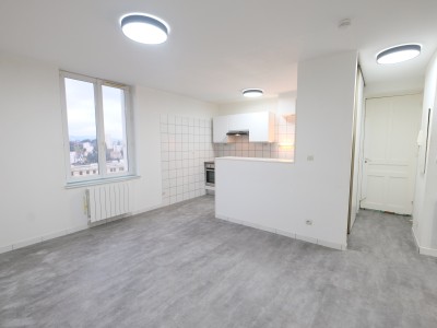 APPARTEMENT T3 A LOUER - ST ETIENNE FAURIEL - 47,79 m2 - 480 € charges comprises par mois
