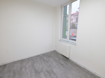 APPARTEMENT T3 A LOUER - ST ETIENNE FAURIEL - 47,79 m2 - 480 € charges comprises par mois