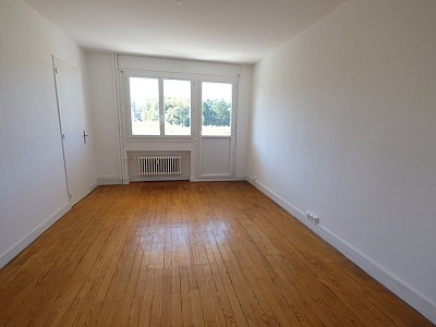 APPARTEMENT T3 A LOUER - ST ETIENNE FAURIEL - 58.58 m2 - 620 &euro; charges comprises par mois
