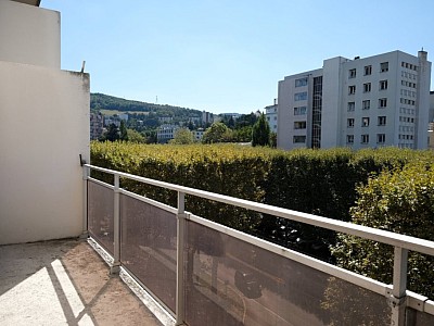 APPARTEMENT T3 A LOUER - ST ETIENNE FAURIEL - 58.58 m2 - 620 &euro; charges comprises par mois