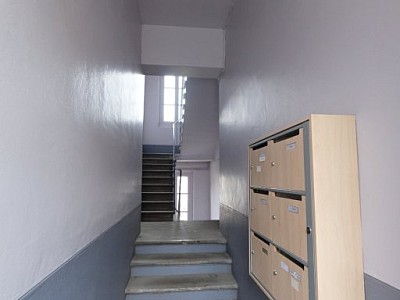 APPARTEMENT T3 A LOUER - ST ETIENNE FAURIEL - 50.25 m2 - 535€ charges comprises par mois