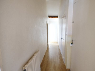 APPARTEMENT T3 A LOUER - ST ETIENNE FAURIEL - 46,3 m2 - 490 € charges comprises par mois