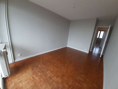 APPARTEMENT T3 A LOUER - ST ETIENNE FAURIEL - 73.55 m2 - 670 € charges comprises par mois