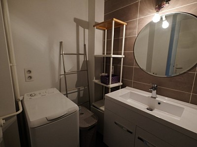 APPARTEMENT T3 A LOUER - ST ETIENNE FAURIEL - 58.14 m2 - 700€ charges comprises par mois