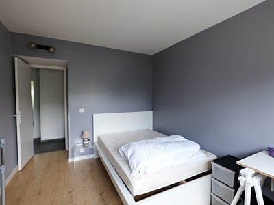 APPARTEMENT T3 A LOUER - ST ETIENNE FAURIEL - 58.14 m2 - 700€ charges comprises par mois