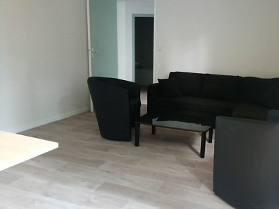APPARTEMENT T3 A LOUER - ST ETIENNE FAURIEL - 67 m2 - 540 € charges comprises par mois