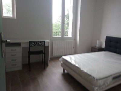 APPARTEMENT T3 A LOUER - ST ETIENNE FAURIEL - 67 m2 - 540 € charges comprises par mois