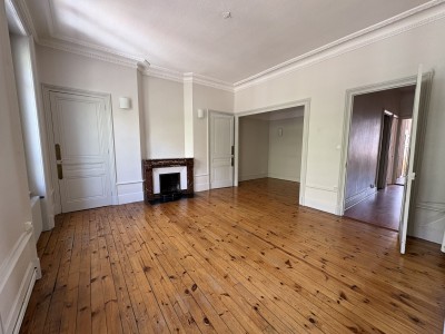APPARTEMENT T3 A LOUER - ST ETIENNE FAURIEL - 93.65 m2 - 800 &euro; charges comprises par mois