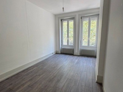 APPARTEMENT T3 A LOUER - ST ETIENNE FAURIEL - 57.5 m2 - 550 &euro; charges comprises par mois
