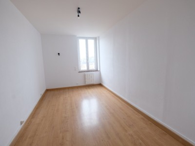 APPARTEMENT T3 A LOUER - ST ETIENNE FAURIEL - 57.08 m2 - 510 € charges comprises par mois