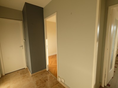 APPARTEMENT T3 A LOUER - ST ETIENNE FAURIEL - 59 m2 - 640 € charges comprises par mois