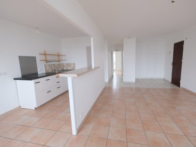 APPARTEMENT T3 A LOUER - ST ETIENNE FAURIEL - 61,47 m2 - 690 € charges comprises par mois