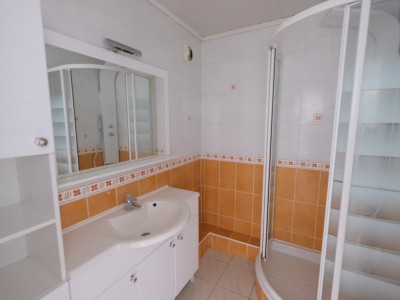 APPARTEMENT T3 A LOUER - ST ETIENNE FAURIEL - 61,47 m2 - 690 € charges comprises par mois