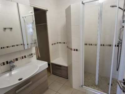 APPARTEMENT T3 A LOUER - ST ETIENNE FAURIEL - 87.22 m2 - 865€ charges comprises par mois
