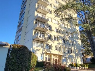 APPARTEMENT T3 A LOUER - ST ETIENNE FAURIEL - 87.22 m2 - 865€ charges comprises par mois