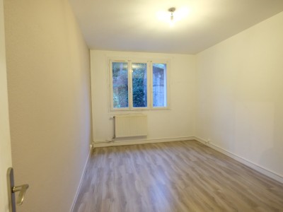 APPARTEMENT T3 A LOUER - ST ETIENNE FAURIEL - 66.71 m2 - 660€ charges comprises par mois