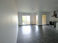 APPARTEMENT T3 A LOUER - ST ETIENNE FAURIEL - 66.75 m2 - 745 &euro; charges comprises par mois