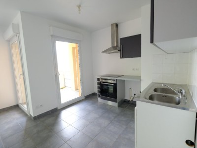 APPARTEMENT T3 A LOUER - ST ETIENNE FAURIEL - 66.75 m2 - 745 € charges comprises par mois