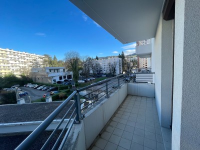 APPARTEMENT T3 A LOUER - ST ETIENNE FAURIEL - 75.34 m2 - 830€ charges comprises par mois