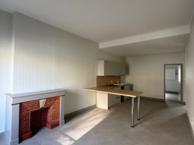 APPARTEMENT T3 A LOUER - ST ETIENNE FAURIEL - 55 m2 - 540�&euro; charges comprises par mois