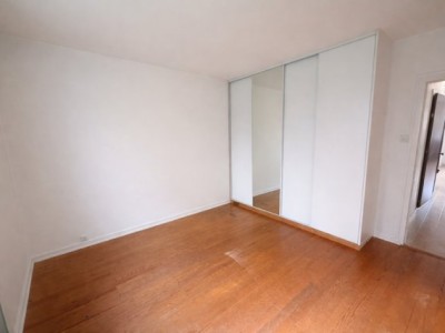 APPARTEMENT T3 A LOUER - ST ETIENNE FAURIEL - 74.84 m2 - 750 € charges comprises par mois