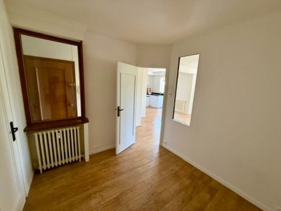 APPARTEMENT T3 A LOUER - ST ETIENNE FAURIEL - 74.84 m2 - 750 € charges comprises par mois