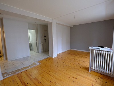 APPARTEMENT T3 A LOUER - ST ETIENNE FAURIEL - 69.27 m2 - 650€ charges comprises par mois