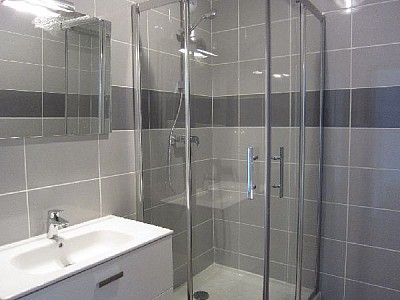 APPARTEMENT T3 A LOUER - ST ETIENNE FAURIEL - 65 m2 - 710€ charges comprises par mois