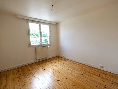 APPARTEMENT T3 A LOUER - ST ETIENNE FOURNEYRON - 60 m2 - 555 &euro; charges comprises par mois